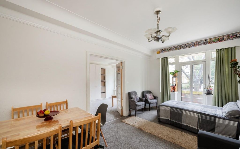 Property photo 2 of 8 Image