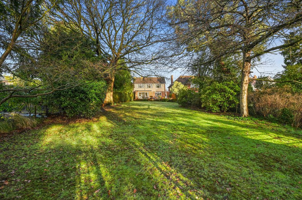 Property photo 3 of 24