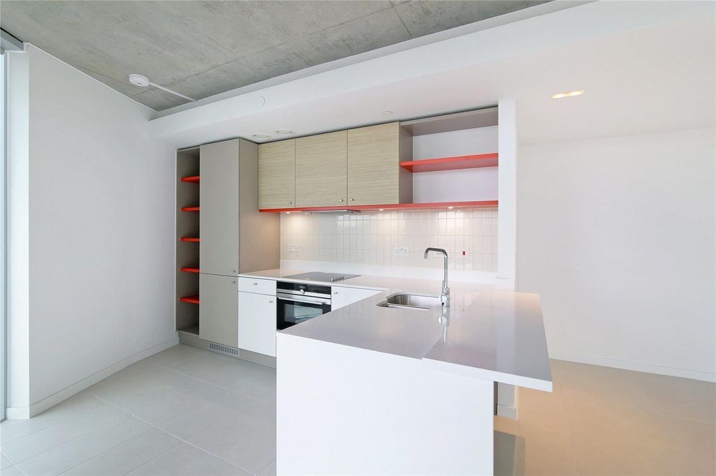 Property photo 3 of 13 Roy170616_16.Jpg