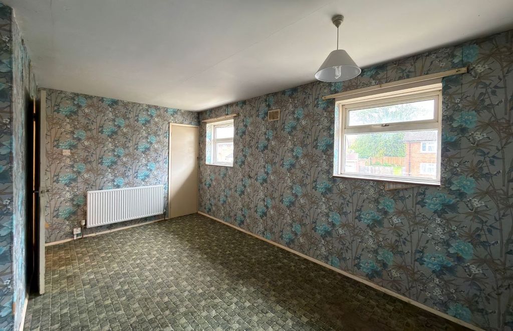 Property photo 3 of 13