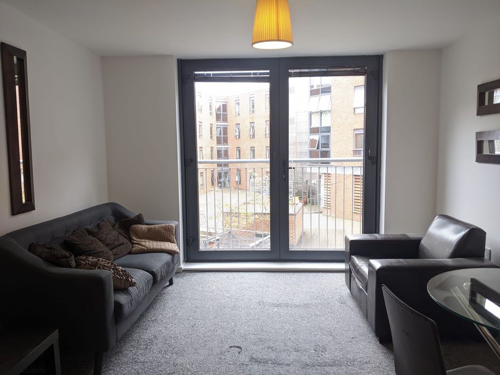 Property photo 2 of 9