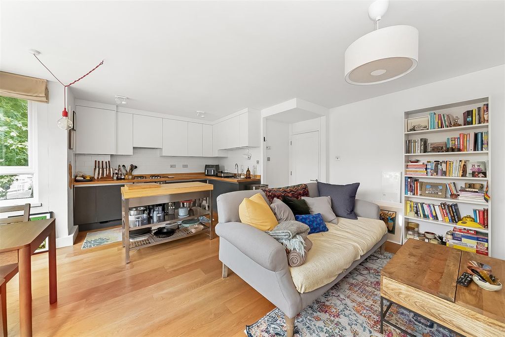 Property photo 2 of 15 Img_1436.Jpg