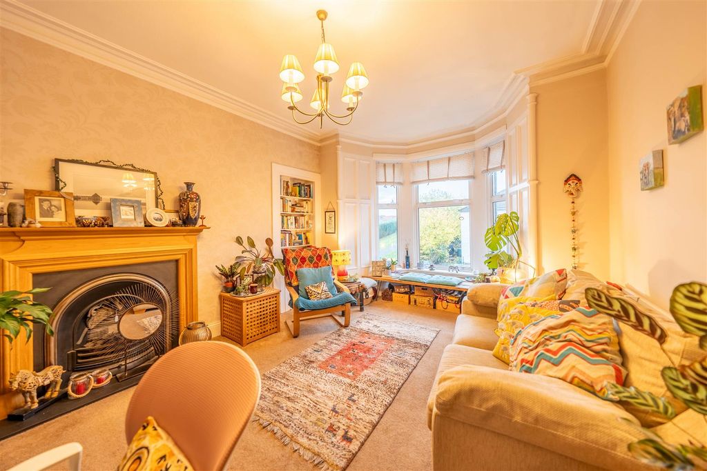 Property photo 2 of 26 Dsc08697-Hdr.Jpg