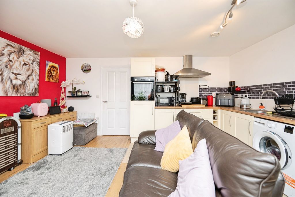 Property photo 2 of 15