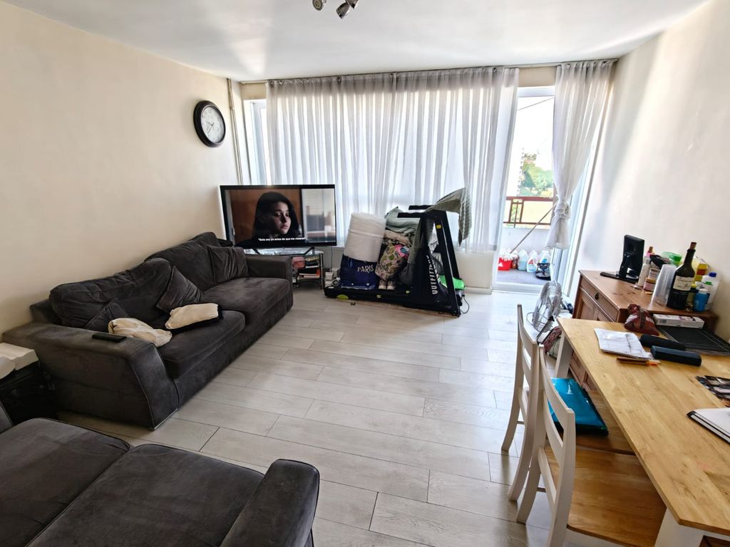 Property photo 2 of 8