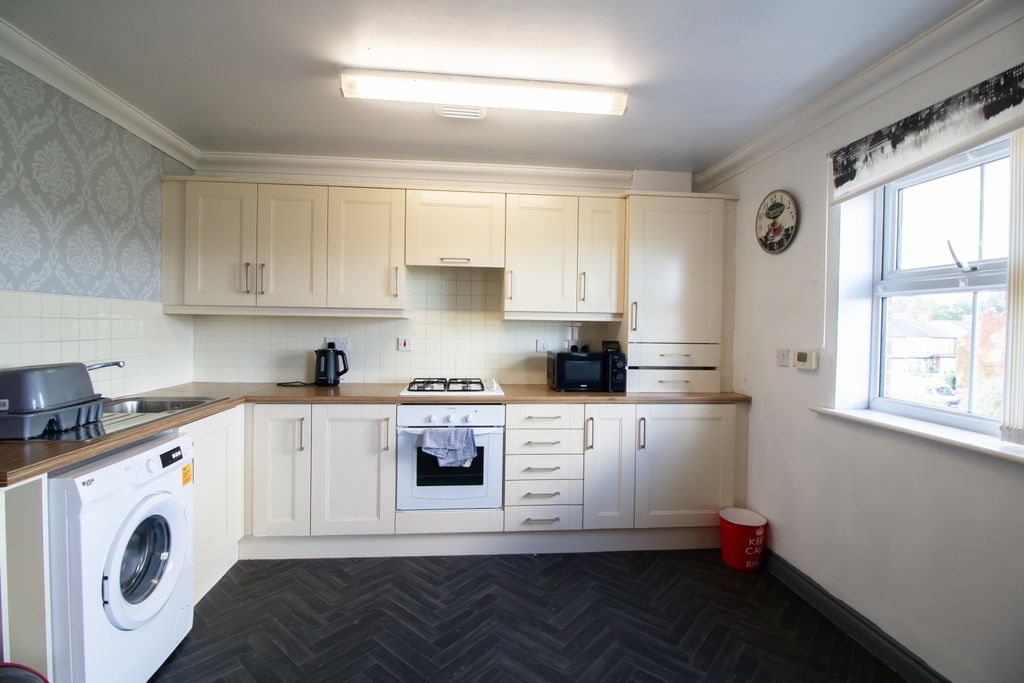 Property photo 2 of 11 Image 1