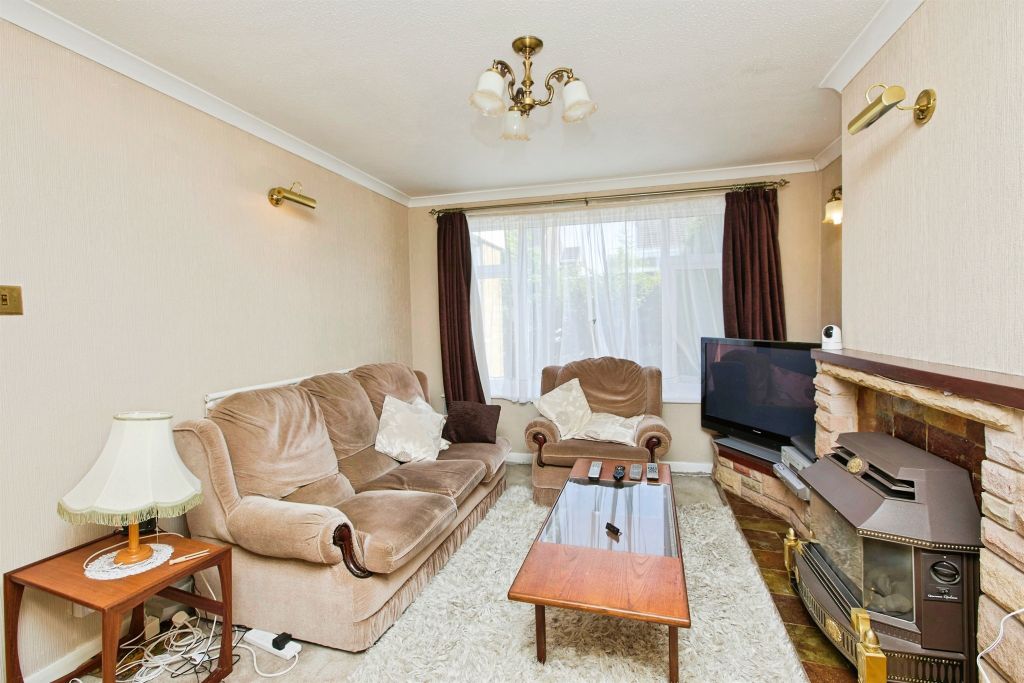 Property photo 3 of 20