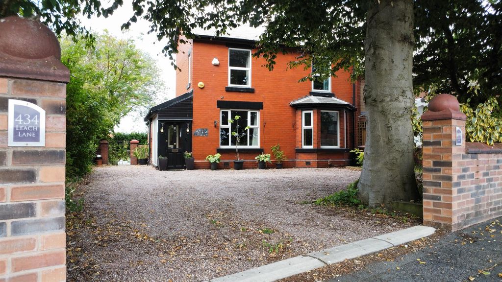 Property photo 1 of 58 Leach Lane For Sale