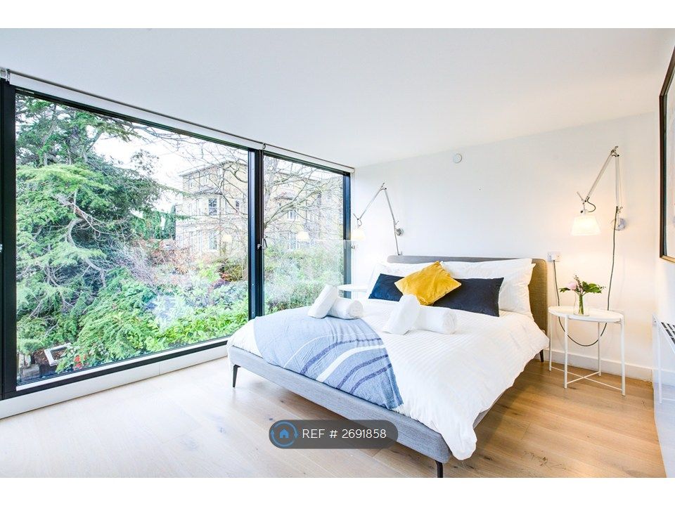 Property photo 3 of 33