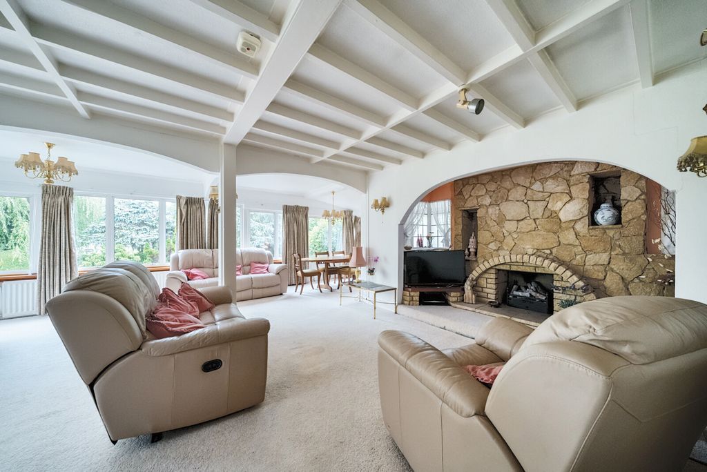 Property photo 3 of 22 1336074-18-6894E5...