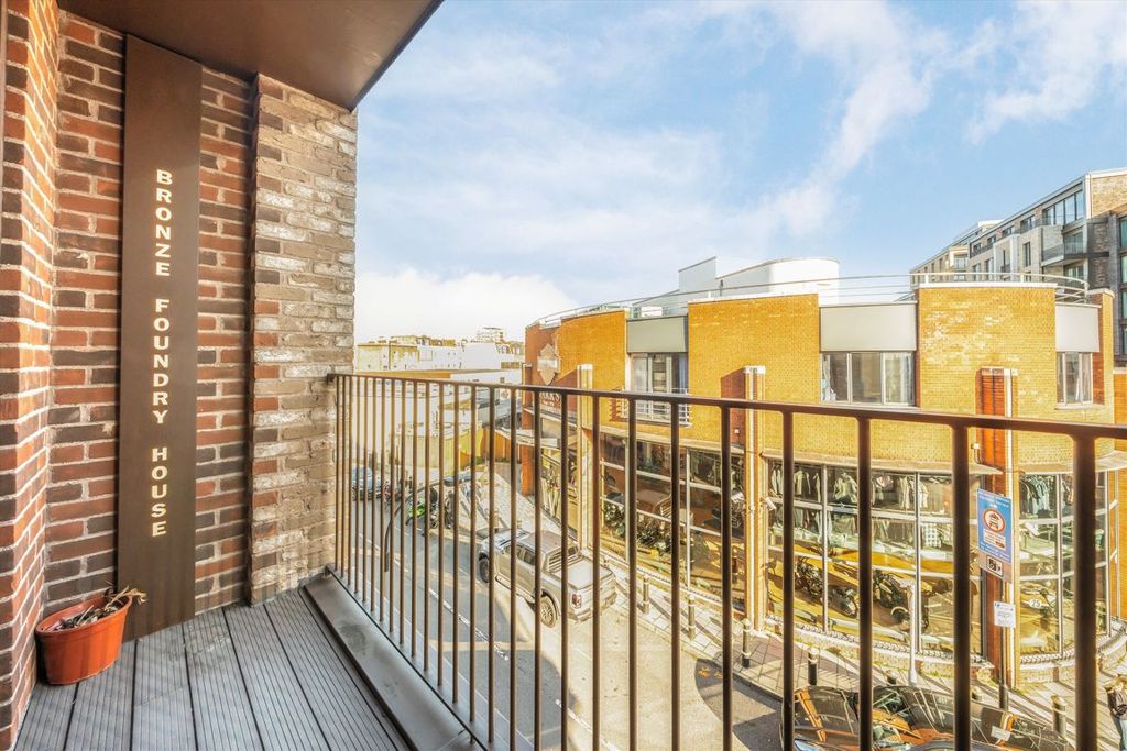 Property photo 3 of 7