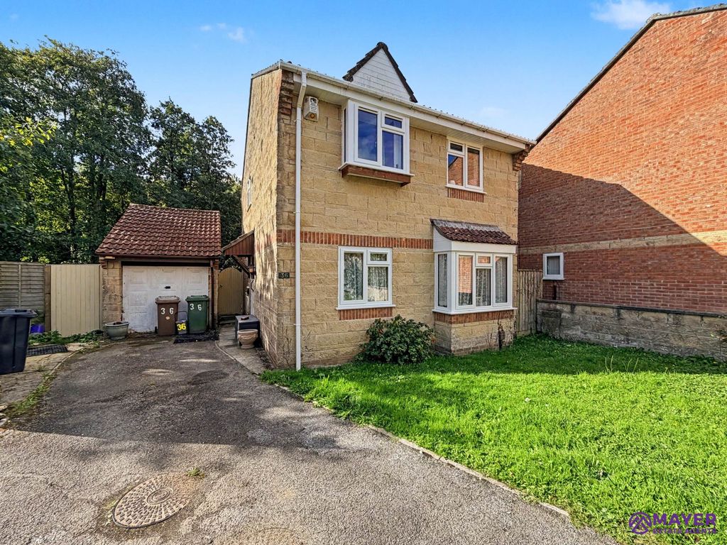 Property photo 1 of 16