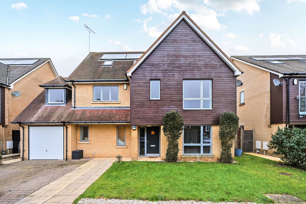 Property photo 1 of 23