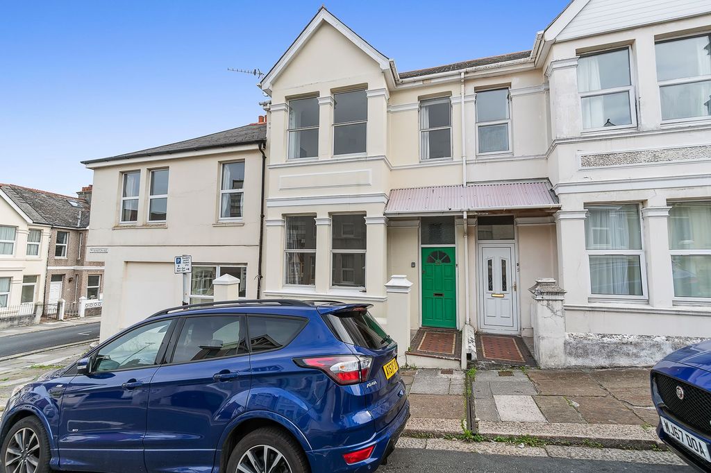 Property photo 1 of 10