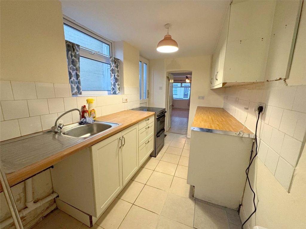 Property photo 2 of 13 Picture No. 09