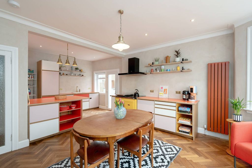 Property photo 2 of 39 Property Image 2