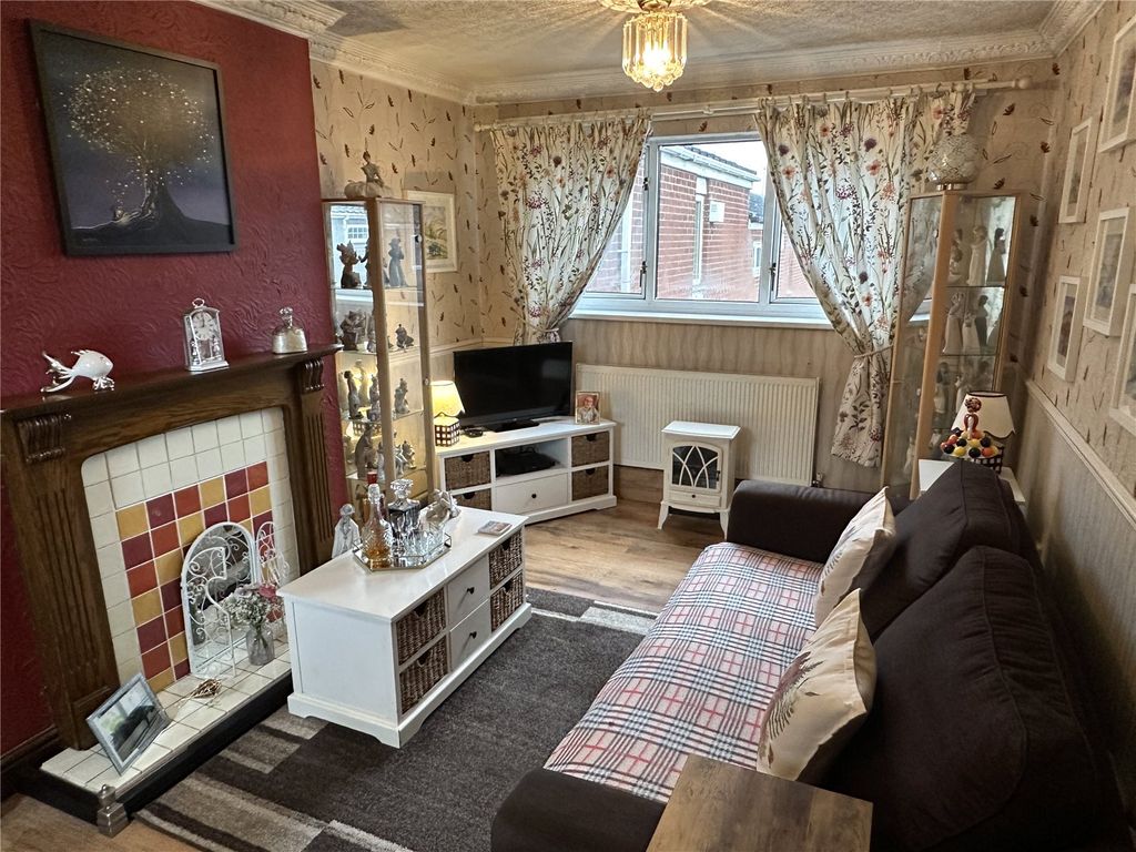 Property photo 3 of 12 Picture No. 22