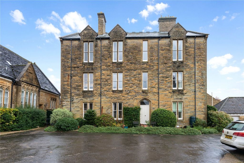 Property photo 1 of 9 Picture No. 11