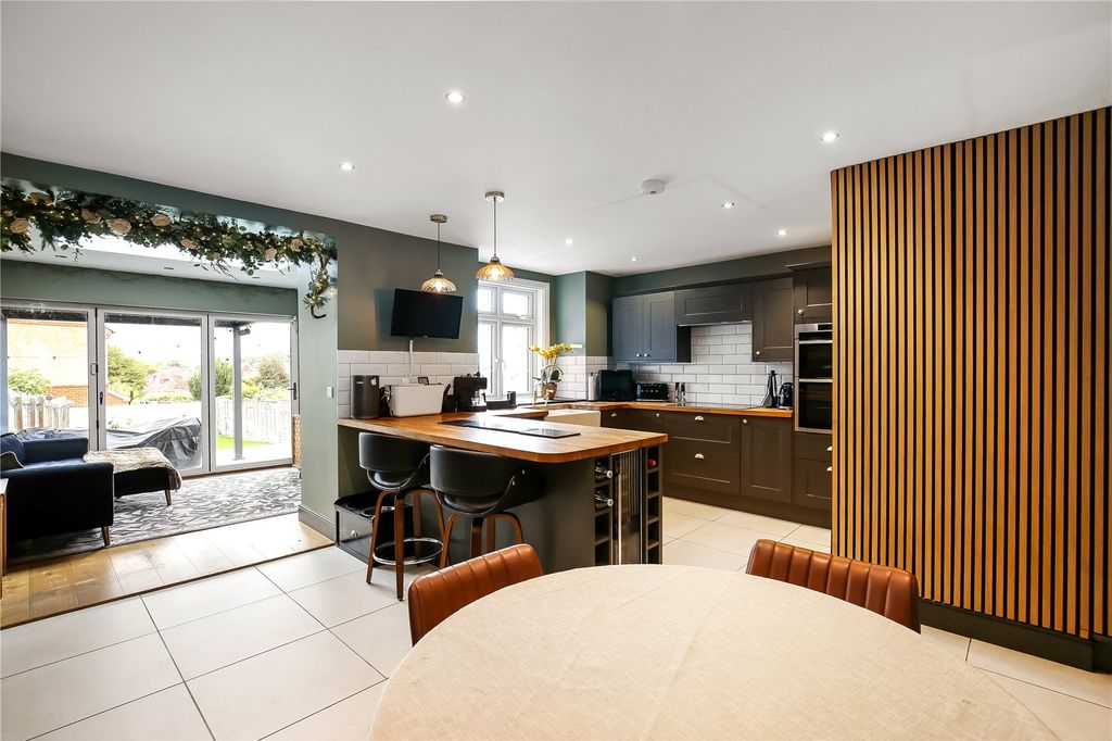 Property photo 2 of 13 Picture No. 08
