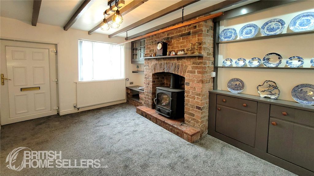 Property photo 2 of 11 Picture No. 14