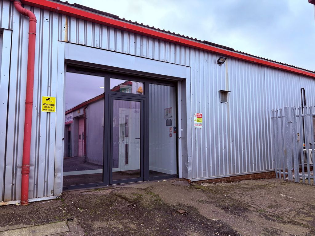 Property photo 1 of 5