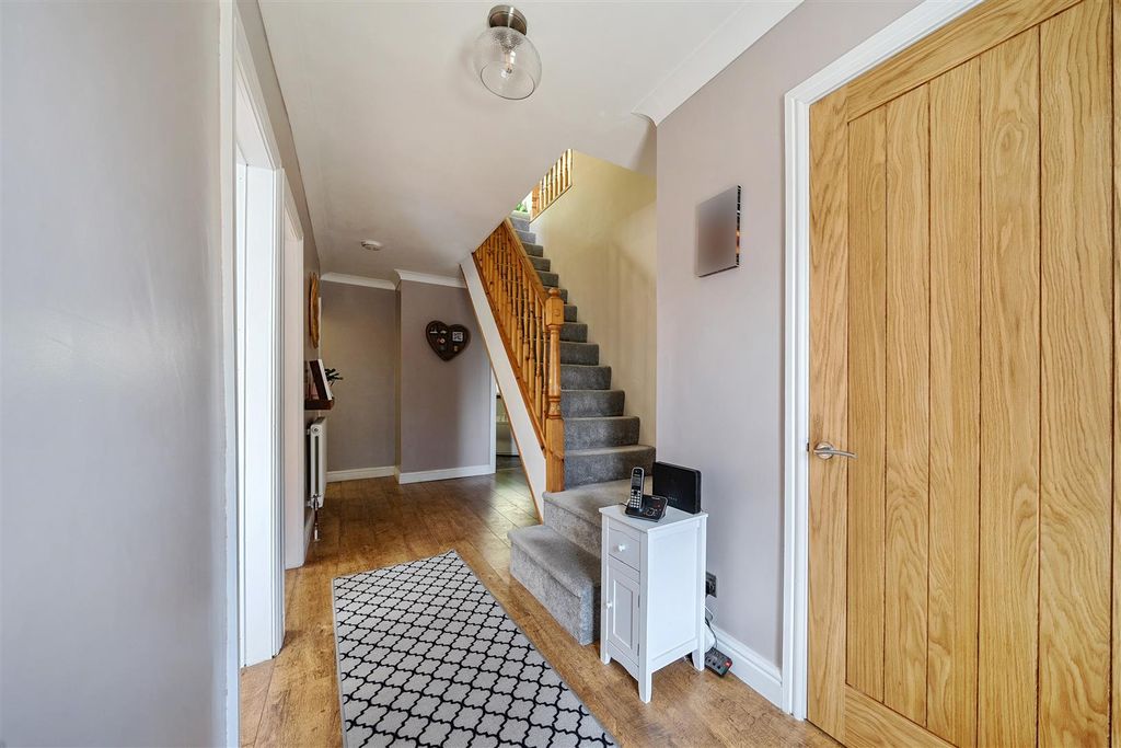 Additional image 4 of 4 bed detached house for saleYr Allt, Llangennech, Llanelli SA14