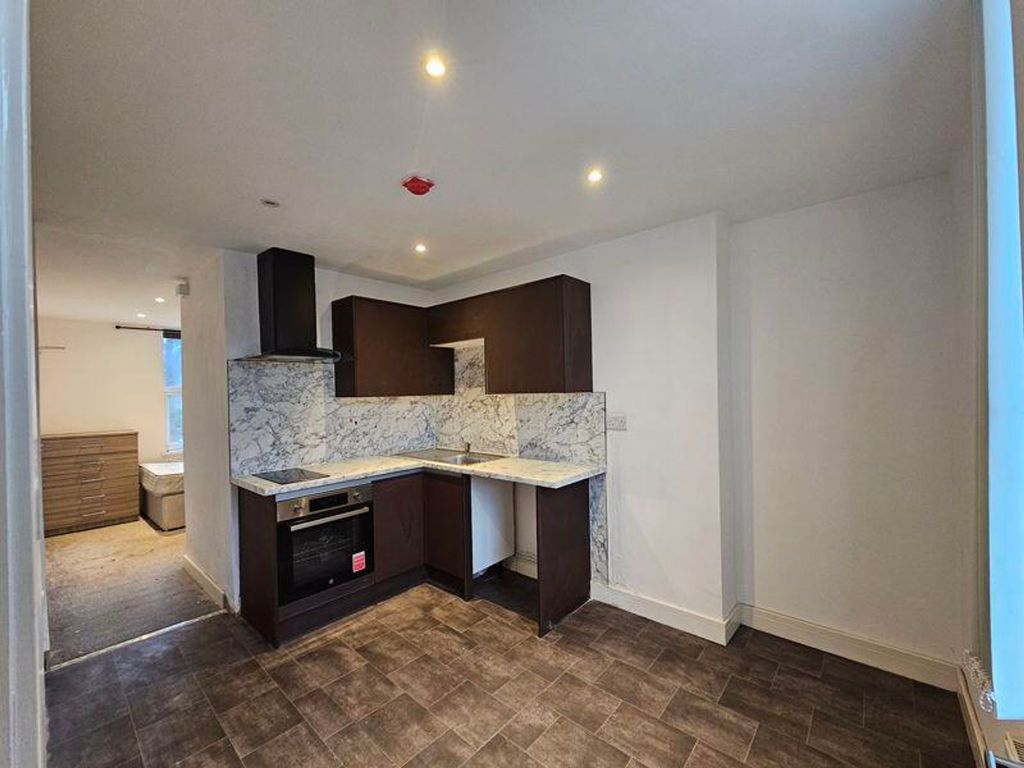 Property photo 1 of 3