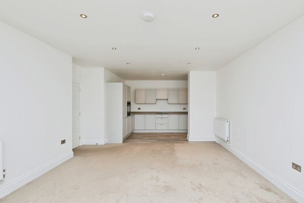 Additional image 19 of 3 bed flat for saleSt. Marys Gate, Derby, Derbyshire DE1