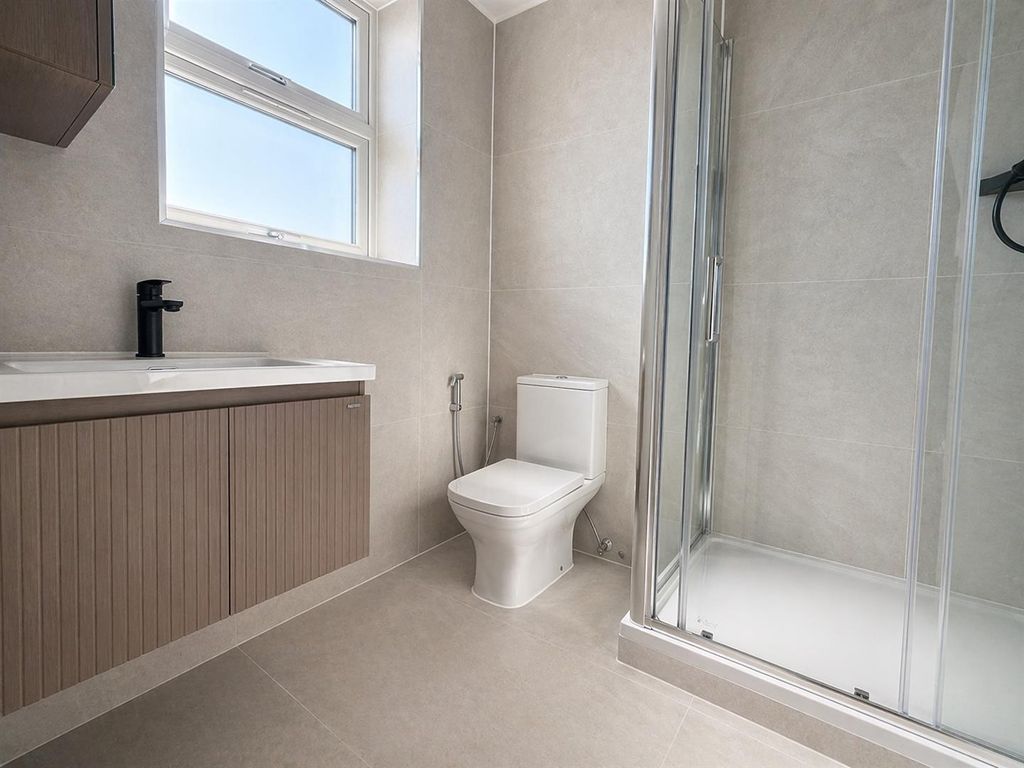 Property photo 3 of 5 4Cca89Fe-3259-472A-A5E7-Cdef0Eb818B7.Png