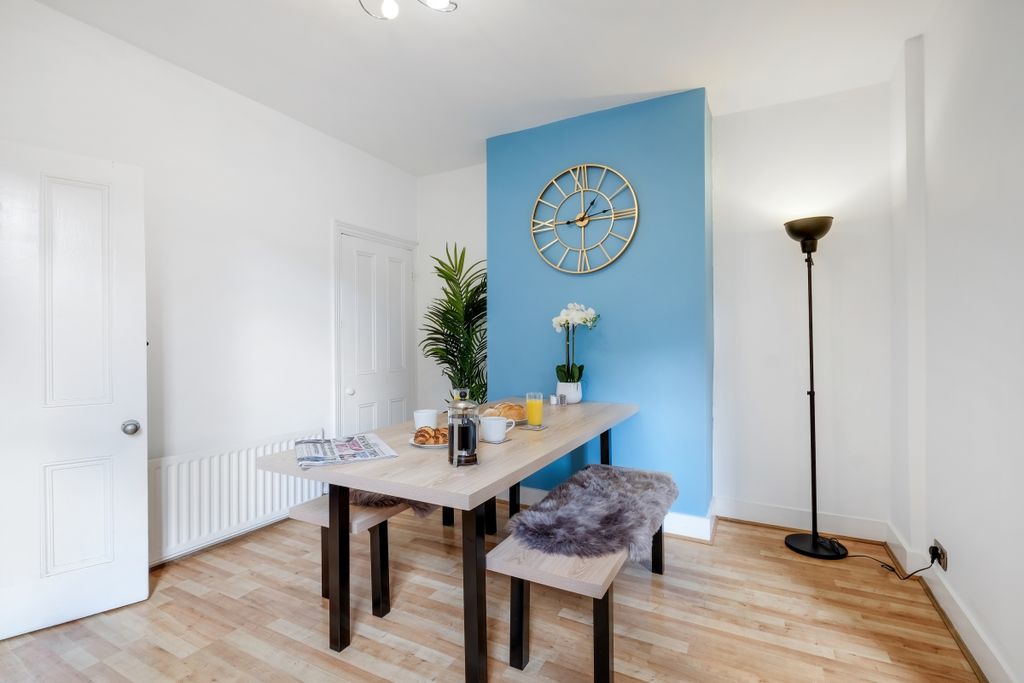 Property photo 3 of 11 Dscf8155-Dscf8159