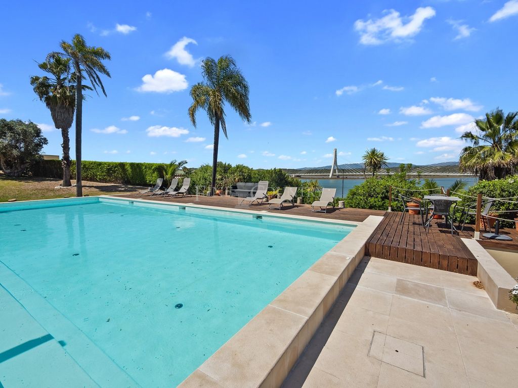 Property photo 1 of 30