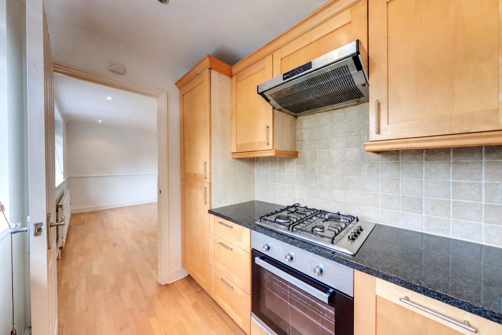 Property photo 3 of 12 Picture No. 05