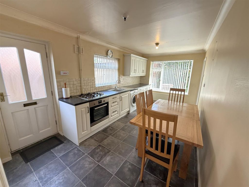 Property photo 3 of 19 Kitchen Diner A.Jpg