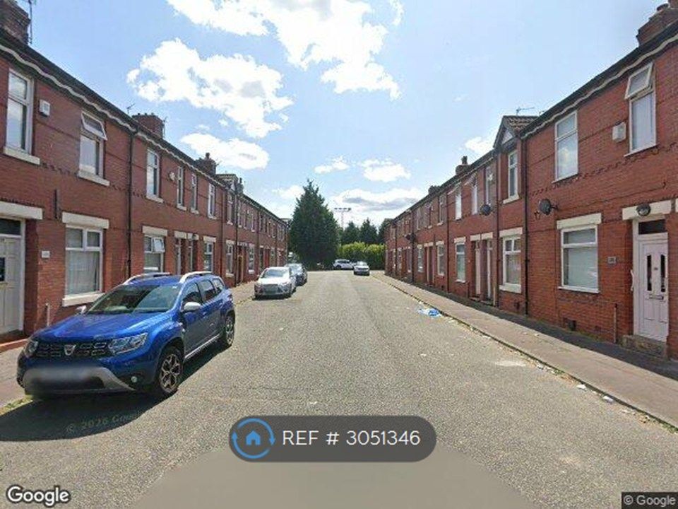 Property photo 1 of 17