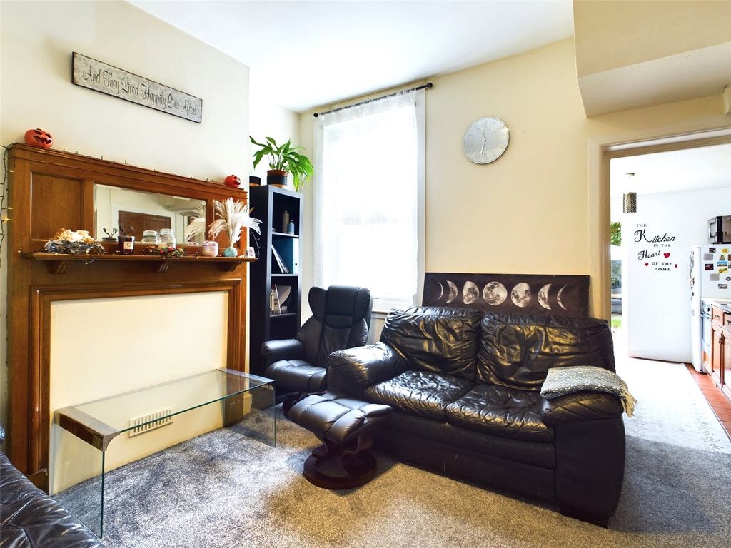 Property photo 3 of 12 Picture No. 25