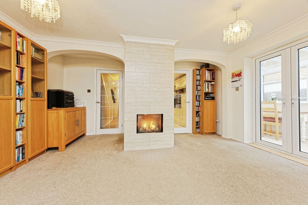 Property photo 3 of 20 Pbox-Img.Jpg