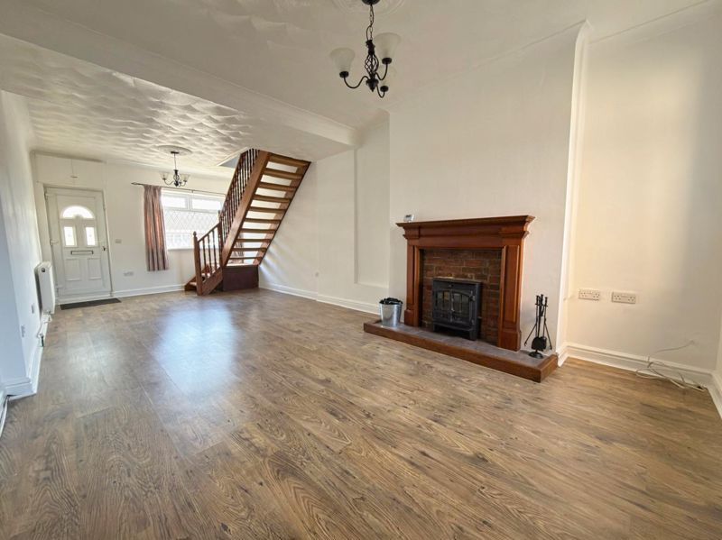 Property photo 2 of 13 Lounge/Diner