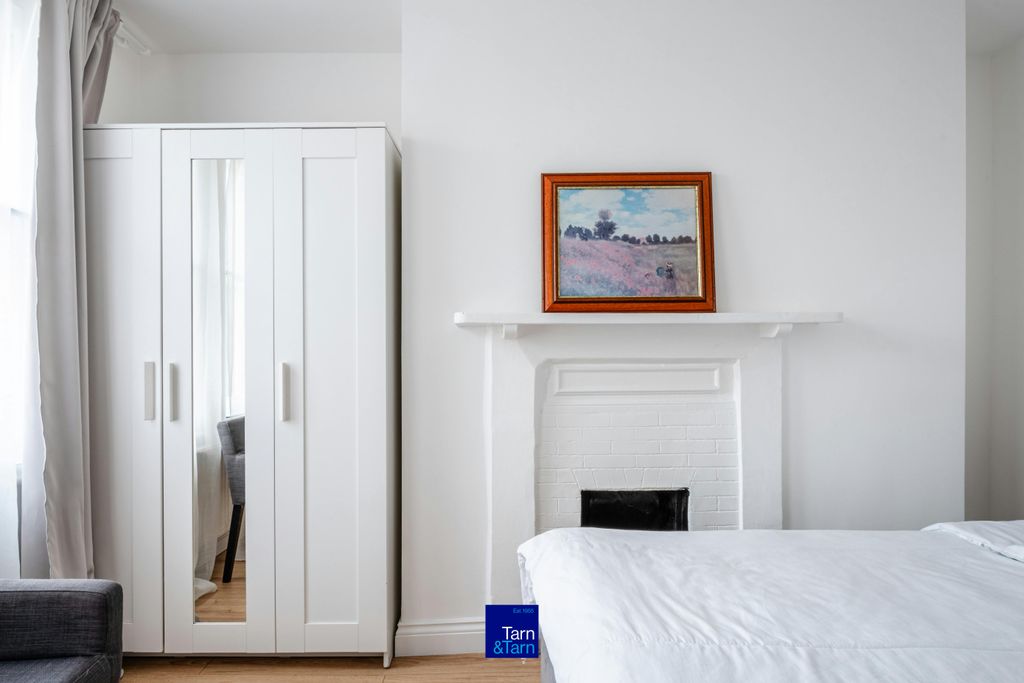 Property photo 3 of 7 Brick Lane 136 F2 - Logo 2.Jpg