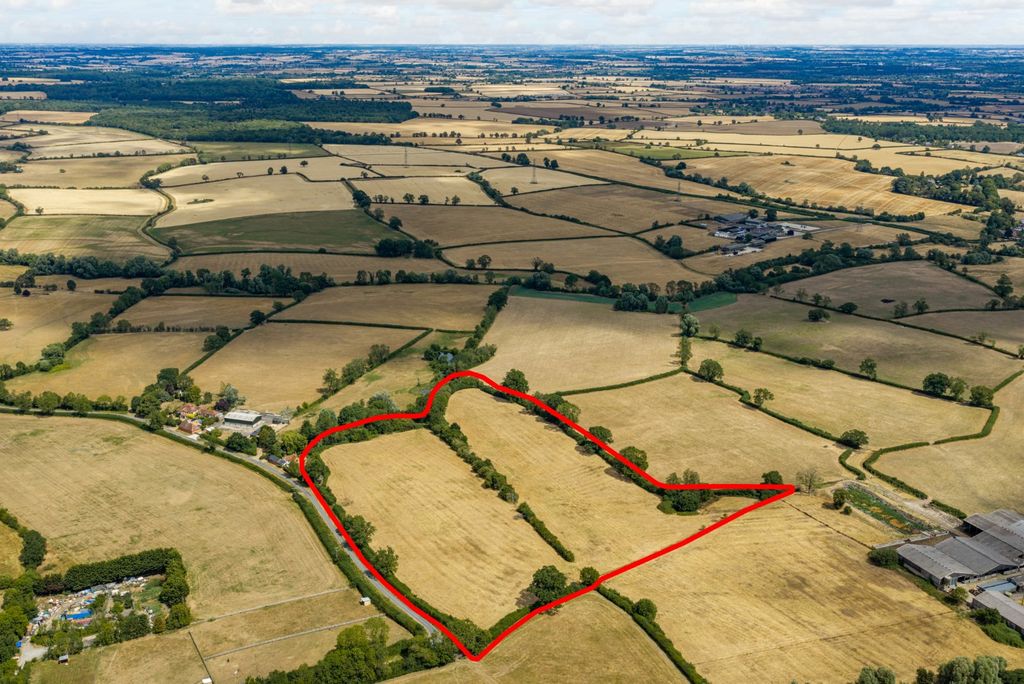 Property photo 1 of 10 Land