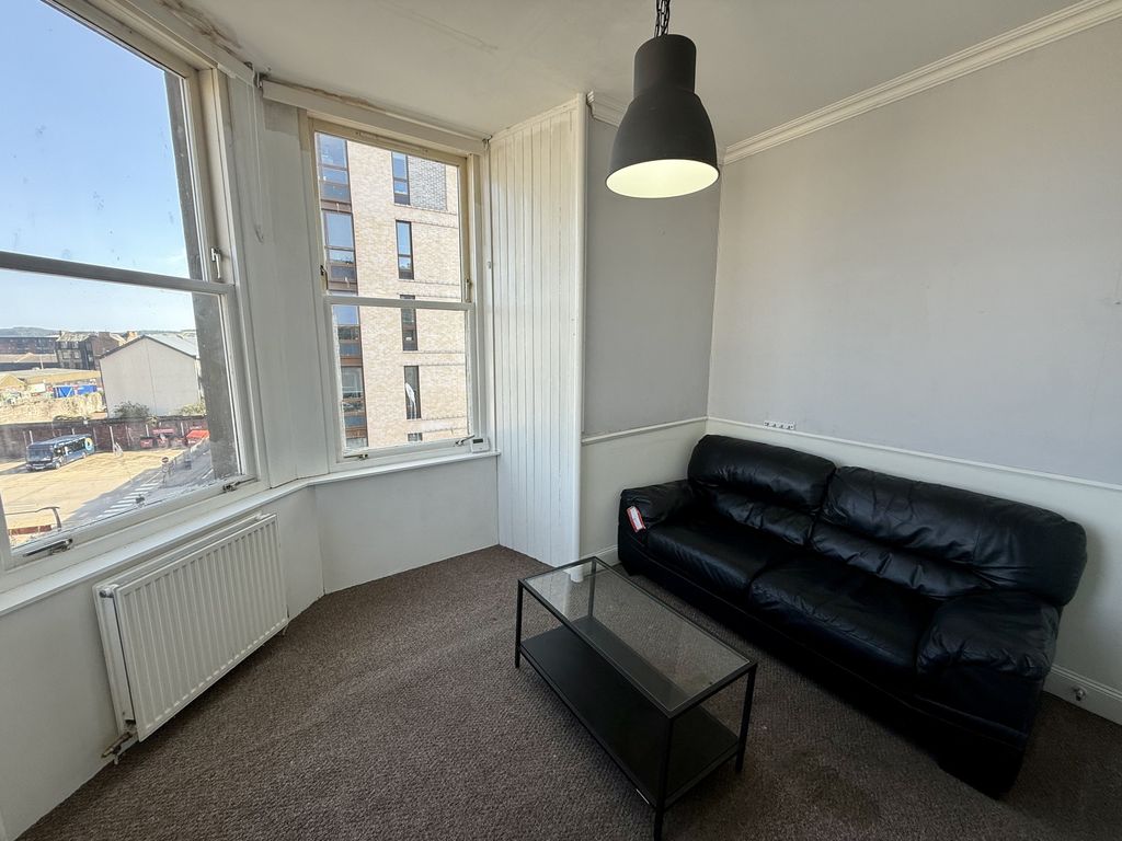 Property photo 2 of 7 Sitting Room