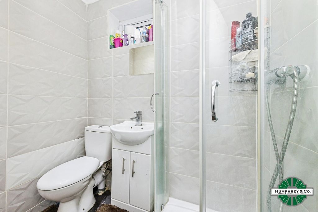 Property photo 2 of 11 Pbox-Img.Jpg
