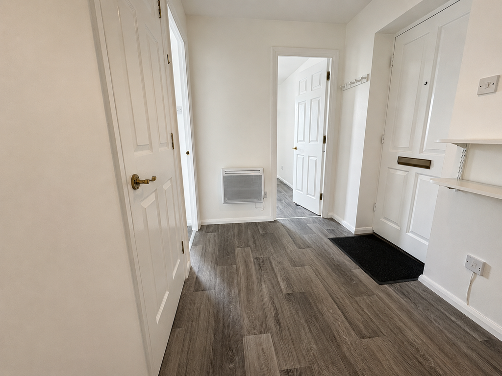 Property photo 2 of 12 Bec557Fd-Ec96-4B21-Bfe5-2B5F7Eb6Ae60 (1)