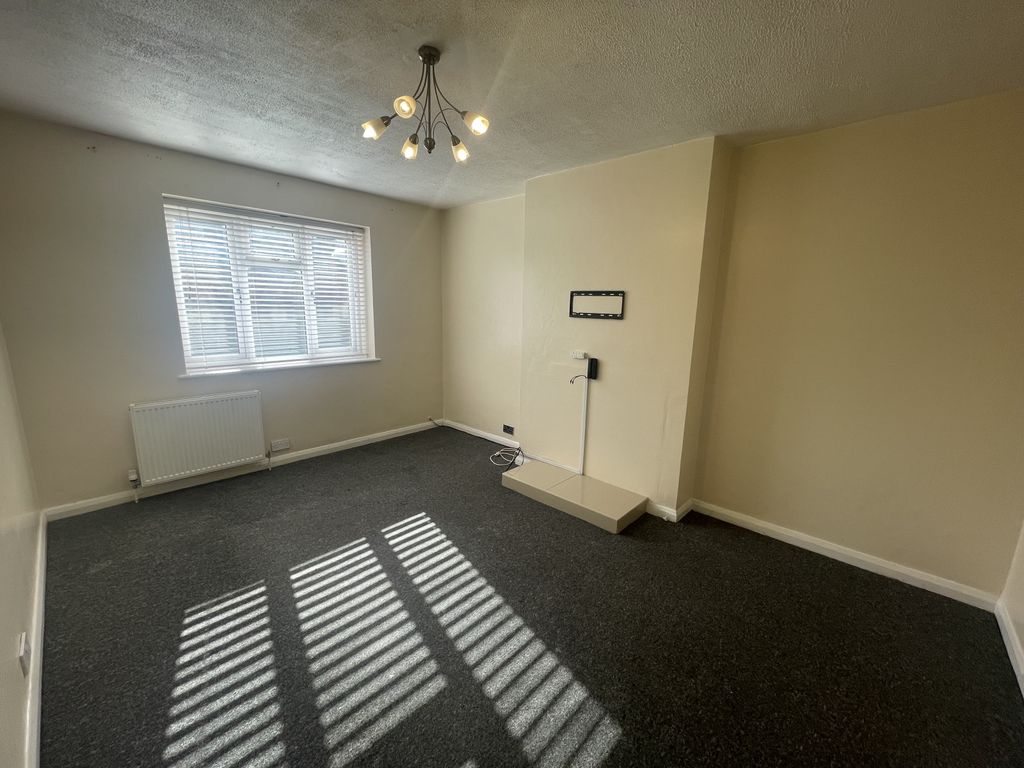 Property photo 2 of 5 Gallery