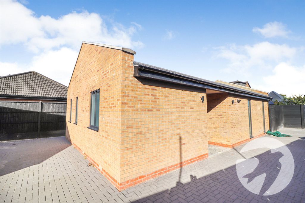 Property photo 1 of 12 Picture No. 10