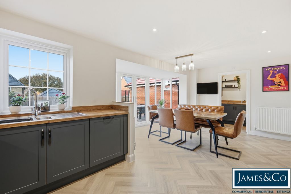 Property photo 3 of 20 1Ottorsclosek