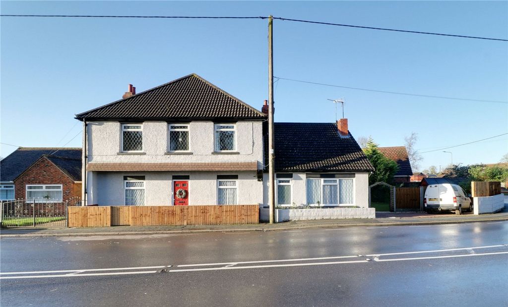 Property photo 1 of 31 Picture No. 02