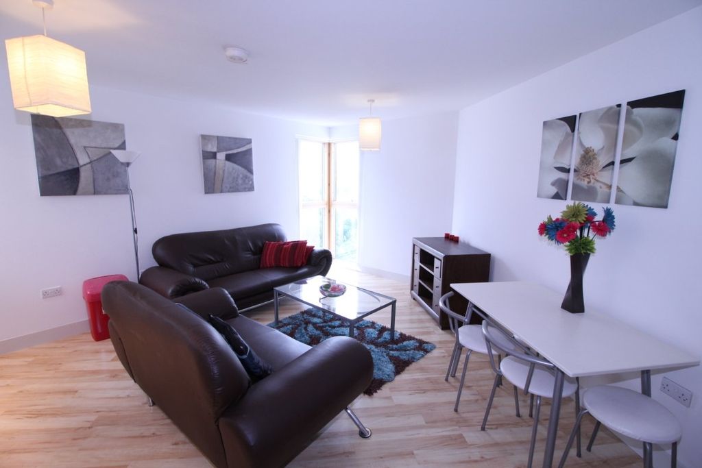 Property photo 2 of 7 Picture No. 13