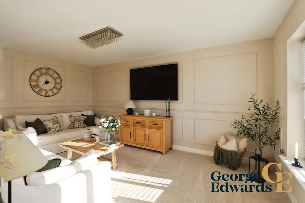 Property photo 2 of 20