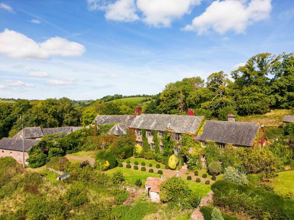 Property photo 2 of 18 Upcott Barton