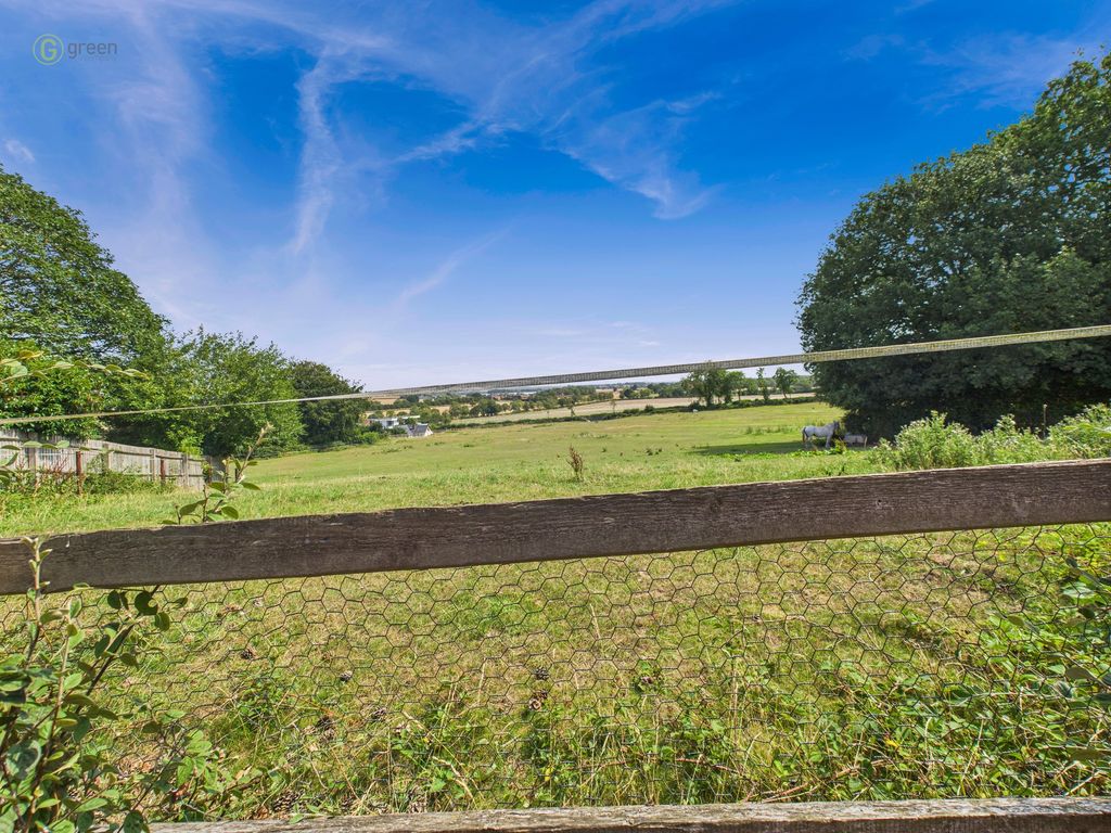 Property photo 2 of 38